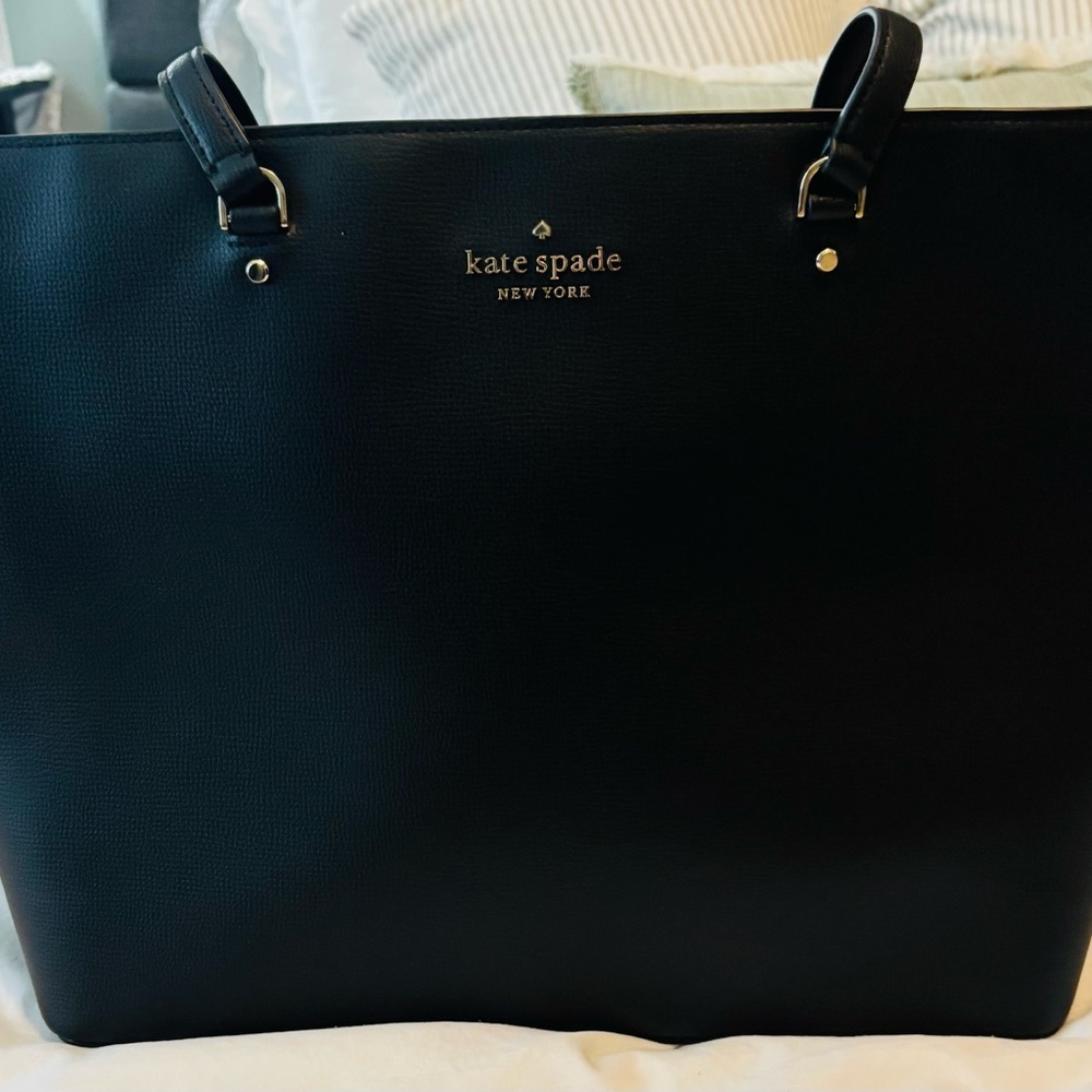 Authentic Kate Spade Black Leather Tote Sleek Design
